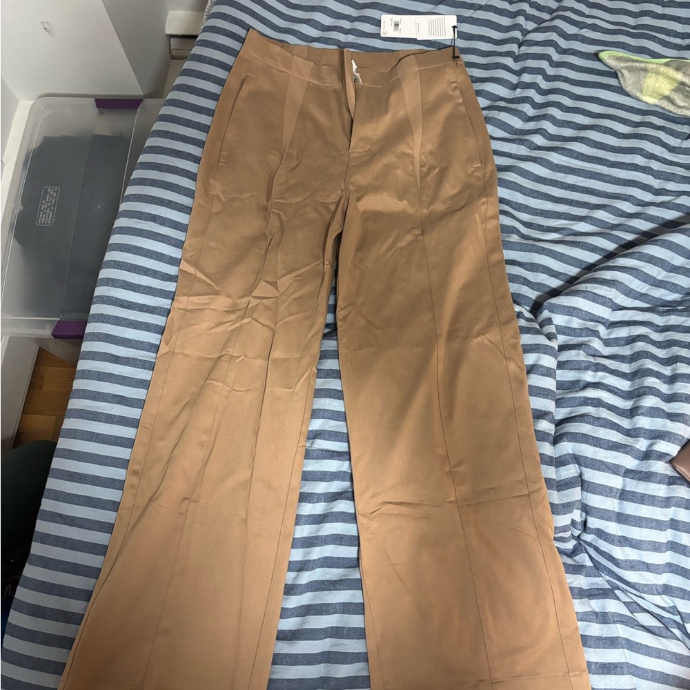 Alo High-Waisted Tan Trouser